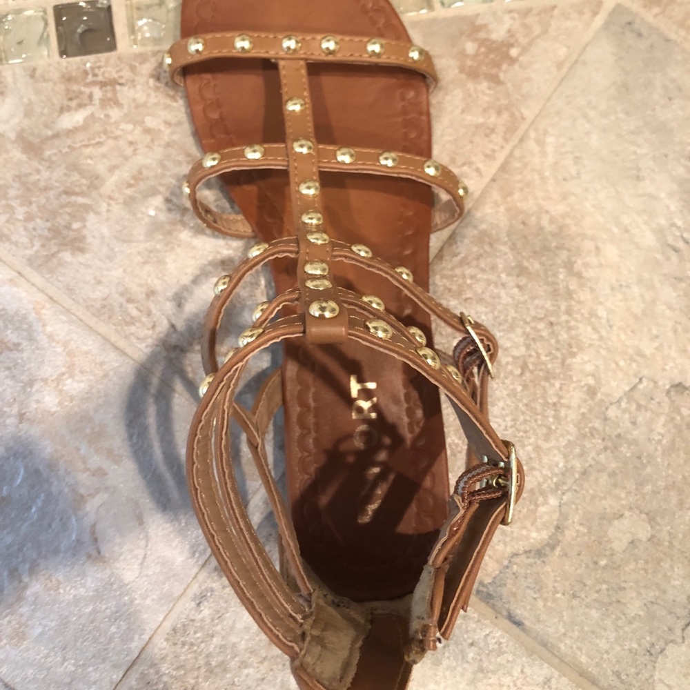 REPORT Gold Studded Sandals - Picture 2 of 4